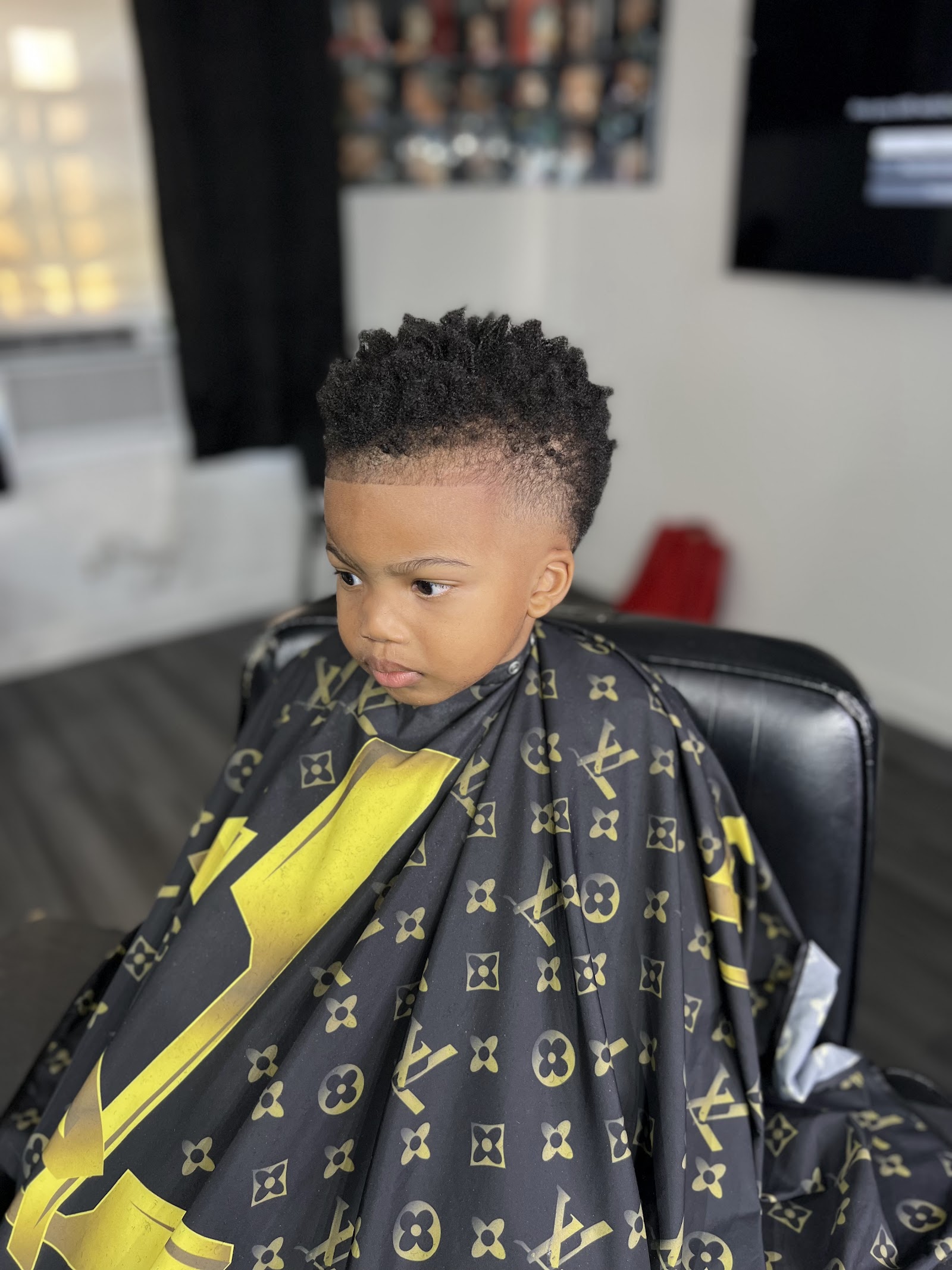Barber chair